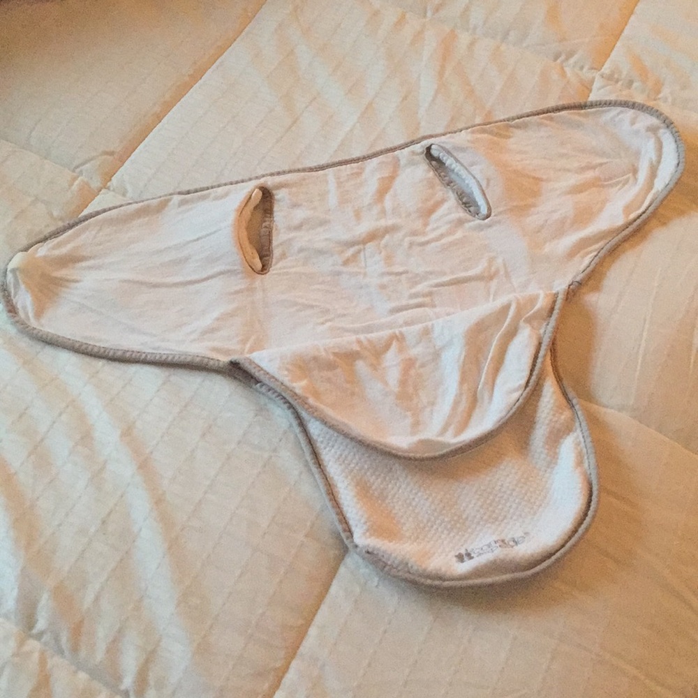 Infant Swaddle - Picture 4 of 7